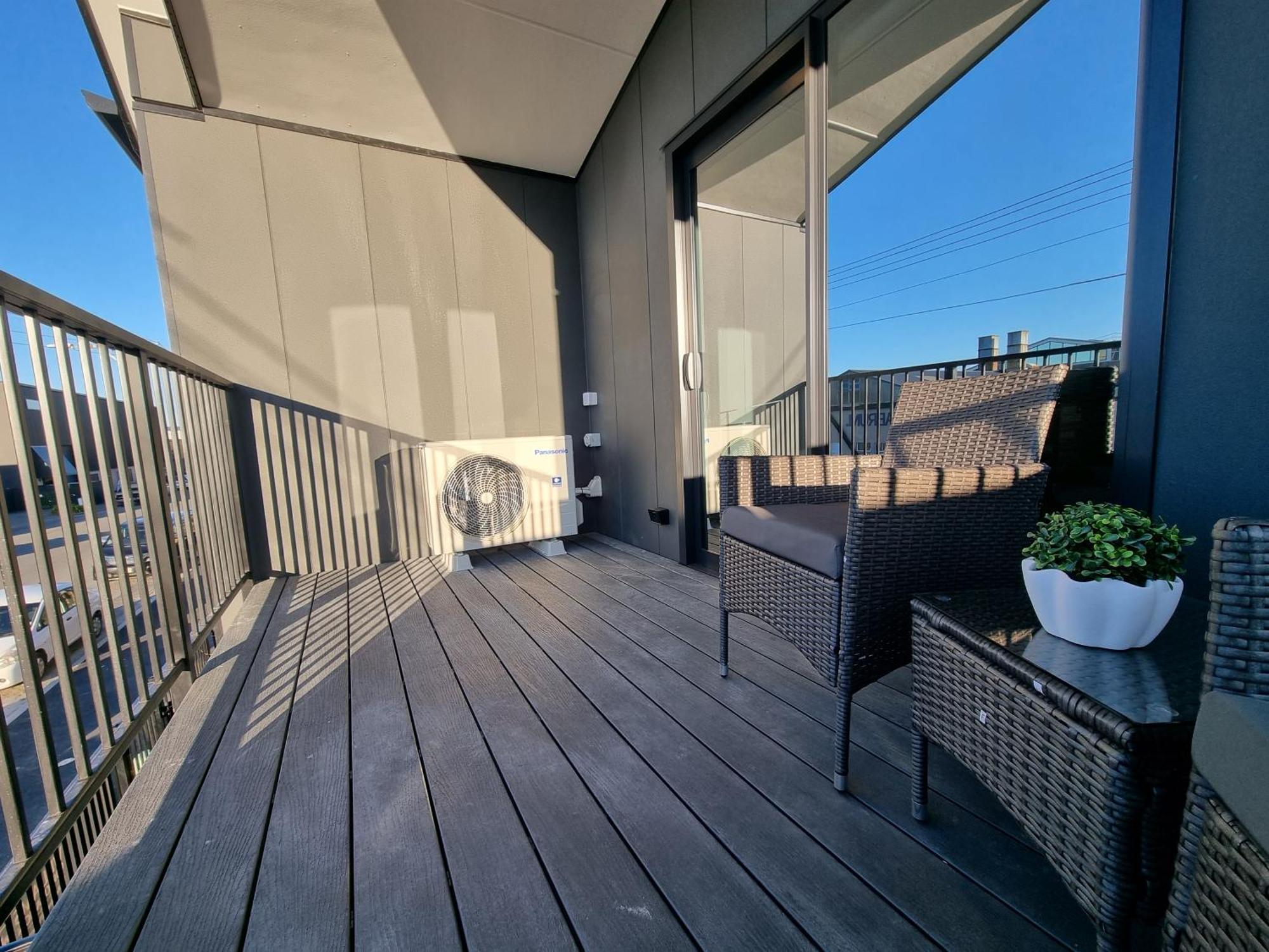 Brand New Central Studio On Wilmer Christchurch Eksteriør bilde